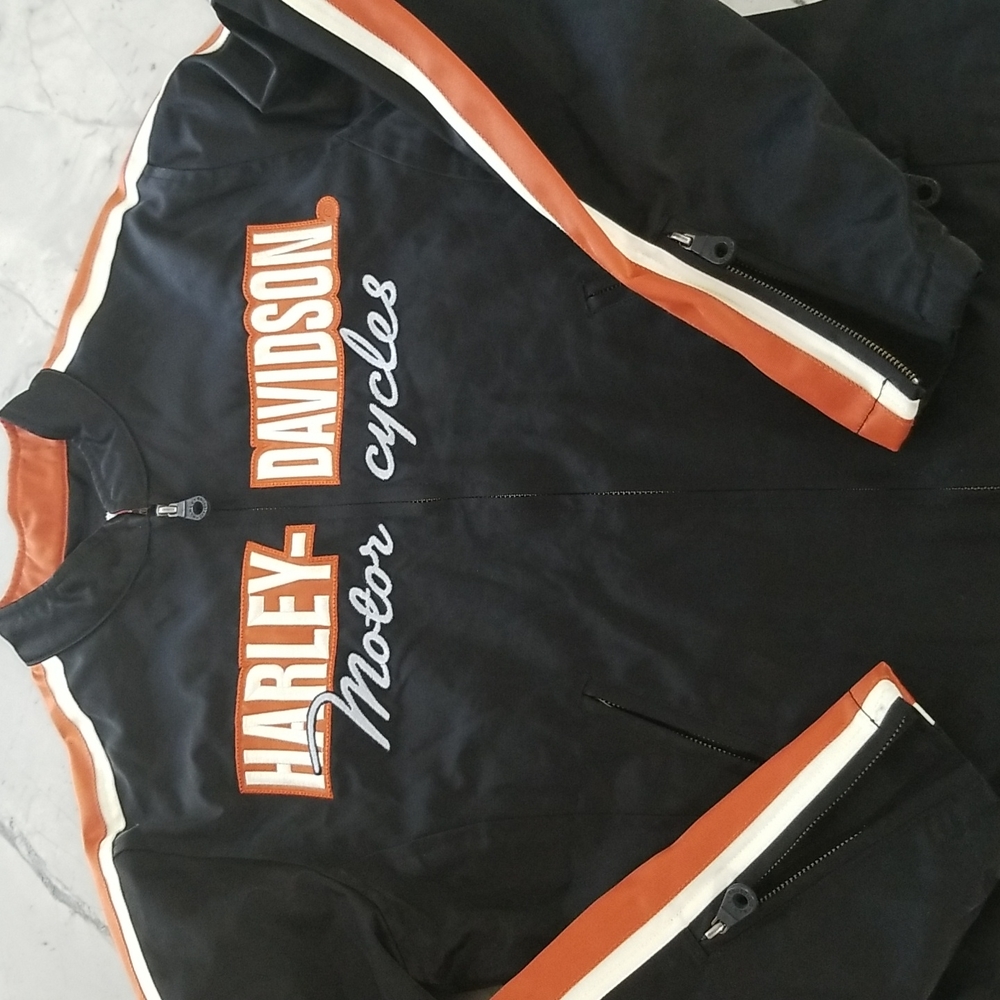 Harley-Davidson Motorcycle men’s zipper jacket, size medium, embroidered logo